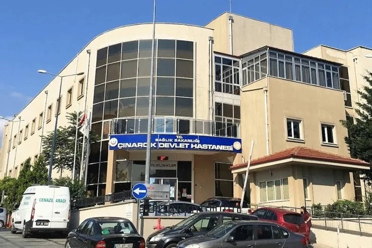 ÇINARCIK’TA 7 ÖĞRENCİ MEYVE SUYUNDAN ZEHİRLENDİ