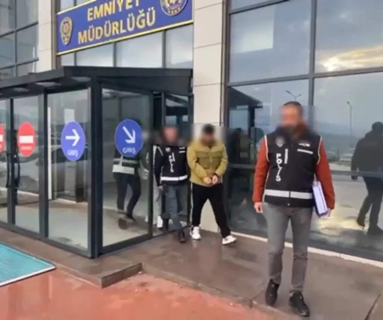 DEVRE MÜLK SAHİPLERİNİ 20 MİLYON DOLANDIRDILAR