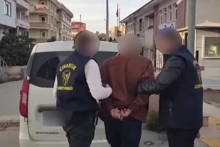 74 YIL HAPİSLE ARANAN HÜKÜMLÜ TEŞVİKİYE'DE YAKALANDI